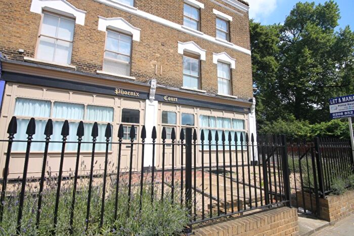 2 Bedroom Flat To Rent In Lee High Road Lewisham, SE13
