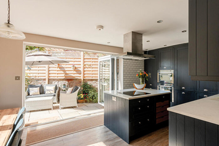3 Bedroom Detached House For Sale In Tuckett Lane, Frenchay, BS16