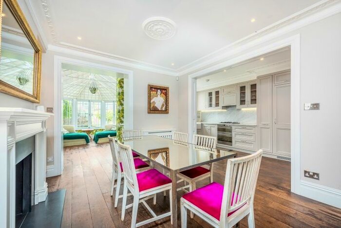 5 Bedroom Flat To Rent In Fulham Park Gardens, Fulham, London, SW6