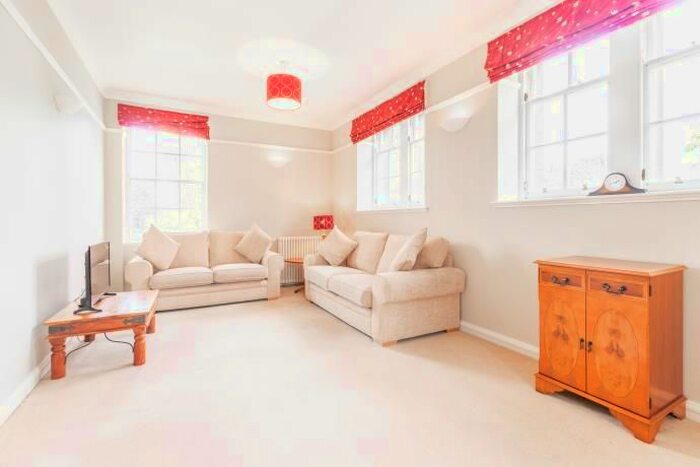 2 Bedroom Flat To Rent In East Suffolk Park, Newington, Edinburgh, EH16