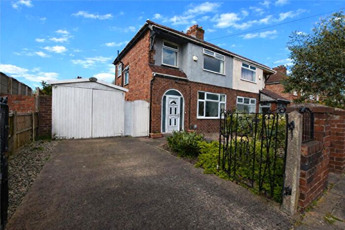 3 Bedroom Semi Detached House For Sale In Avondale Avenue, Moreton, Wirral, Merseyside, CH46