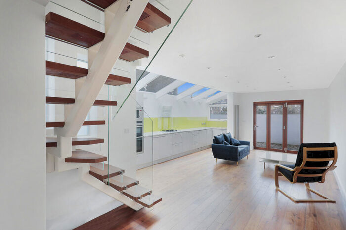 3 Bedroom Flat To Rent In Brook Drive, Elephant And Castle, SE11