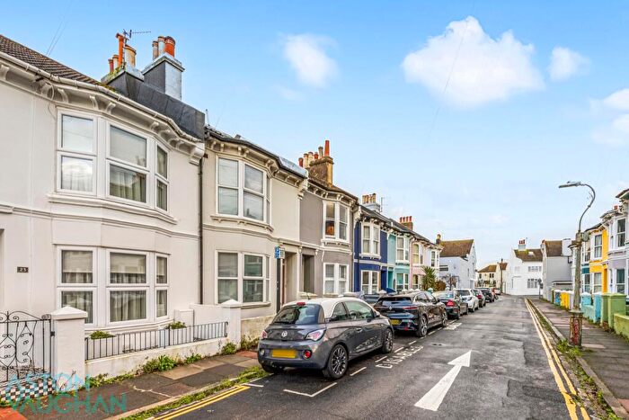 4 Bedroom Terraced House To Rent In Windmill Street, Brighton, BN2