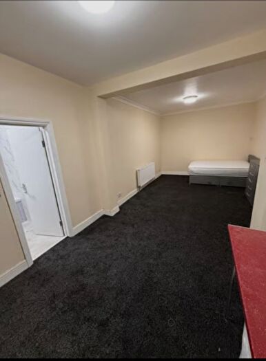 Studio To Rent In Goodmayes Avenue, Ilford, Essex, IG3