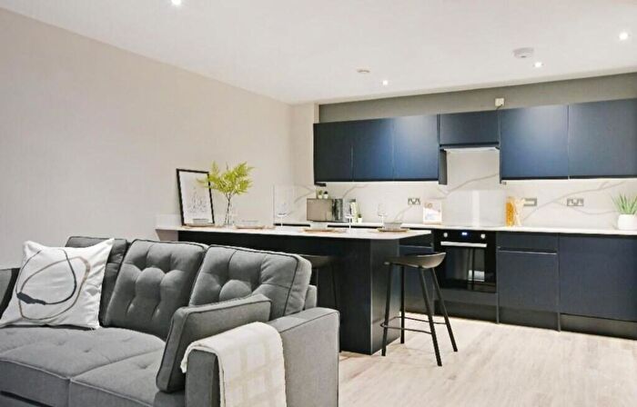 3 Bedroom Flat To Rent In Broomgrove Road, Broomgrove Apartments, S10