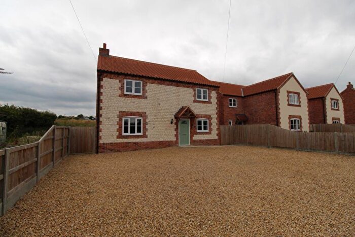 4 Bedroom Terraced House To Rent In White Plot Road, Methwold Hythe, Norfolk, IP26