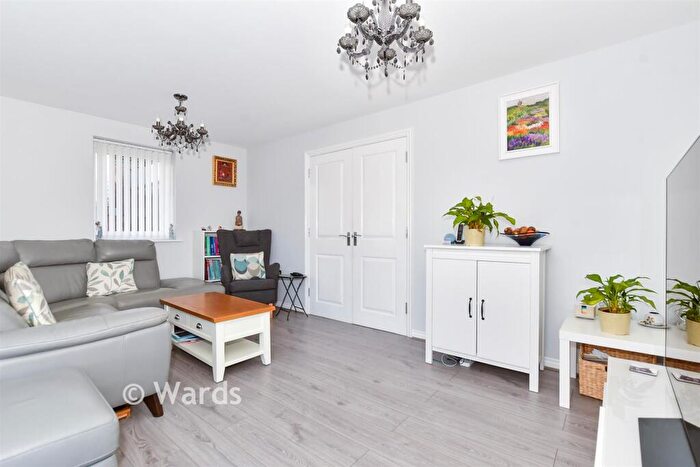 3 Bedroom End Of Terrace House For Sale In Queen Street, Kings Hill, West Malling, Kent, ME19