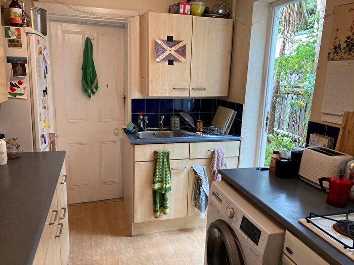 3 Bedroom Terraced House To Rent In Foxberry Road, London, SE4