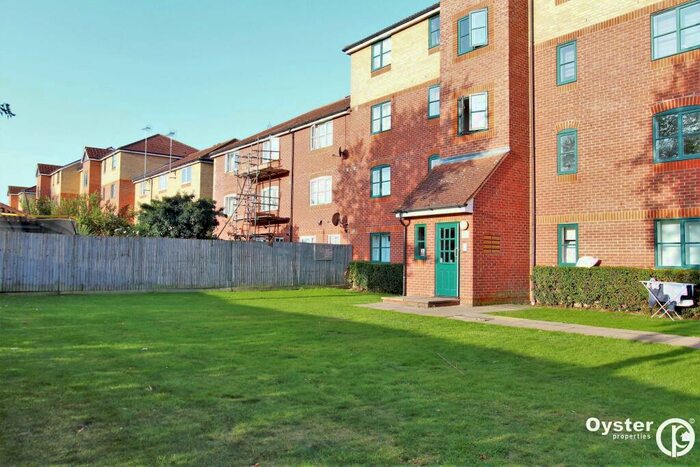2 Bedroom Flat To Rent In Colgate Place, Bren Court, EN3