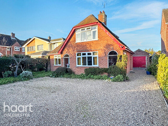 3 Bedroom Chalet For Sale In Heath Road, Colchester, CO3