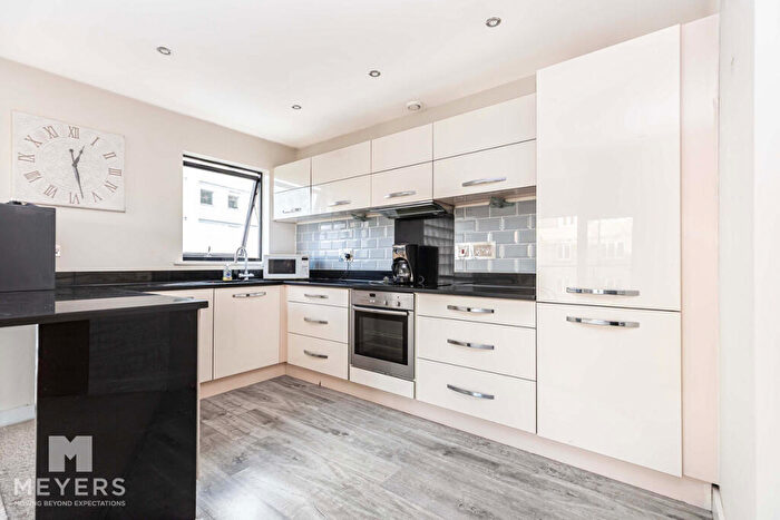 2 Bedroom Apartment To Rent In St. Peters Road, Bournemouth, BH1