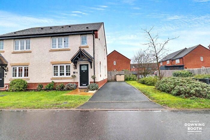 3 Bedroom Semi Detached House For Sale In Poplar Road, Streethay, Lichfield, WS13