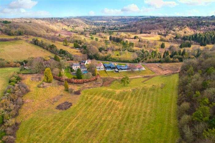 5 Bedroom Detached House For Sale In Tinkerpot Lane, West Kingsdown, Sevenoaks, Kent, TN15