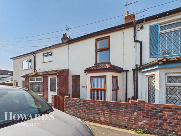 2 Bedroom Terraced House For Sale In St Margarets Road, Lowestoft, NR32