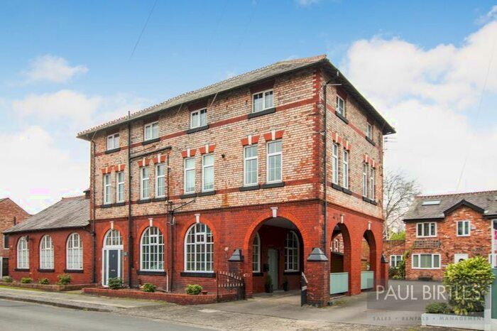3 Bedroom Flat To Rent In Aresco Court, Gilpin Road, Urmston, Manchester, M41