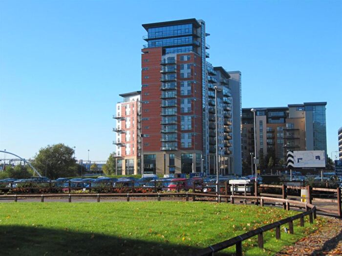 2 Bedroom Apartment To Rent In Whitehall Waterfront, Riverside Way, LS1