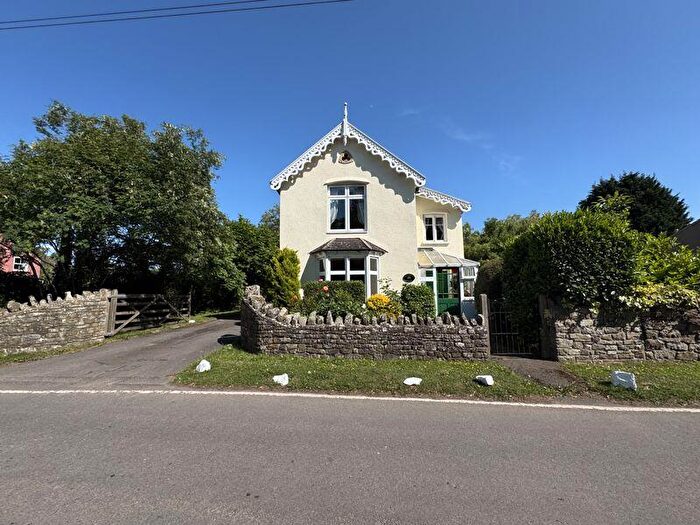 5 Bedroom Character Property For Sale In Oldbury On Severn, Nr Bristol, BS35