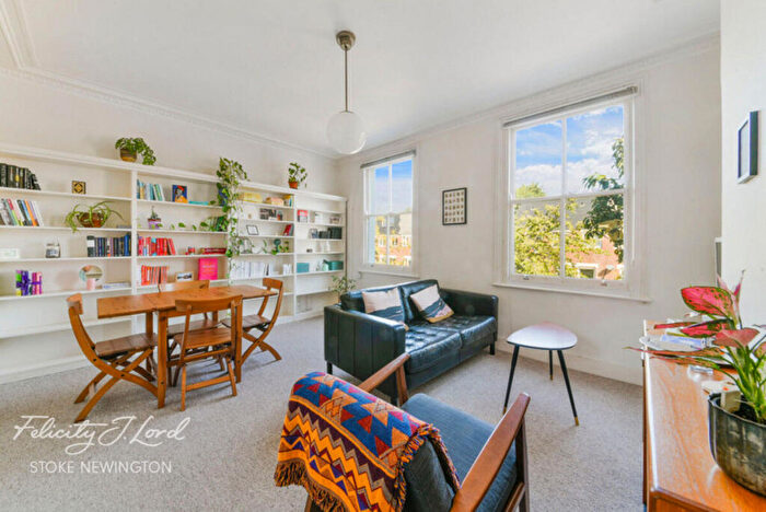 2 Bedroom Apartment For Sale In Beatty Road, London, N16