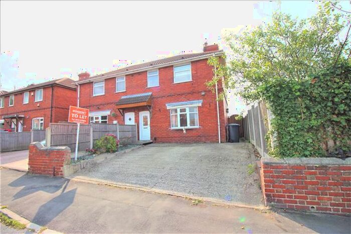 3 Bedroom Semi-Detached House To Rent In Turnshaw Avenue, Aughton, Sheffield, S26