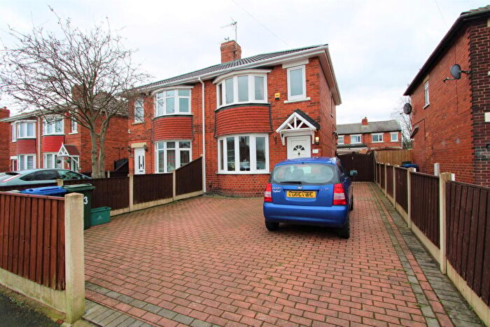 3 Bedroom Detached House To Rent In Richmond Road, Scawsby, Doncaster, DN5