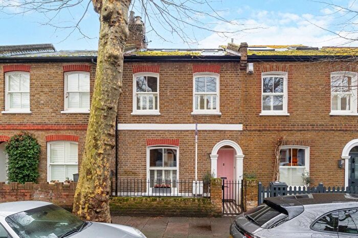3 Bedroom Terraced House For Sale In Paxton Road, Chiswick, London, W4