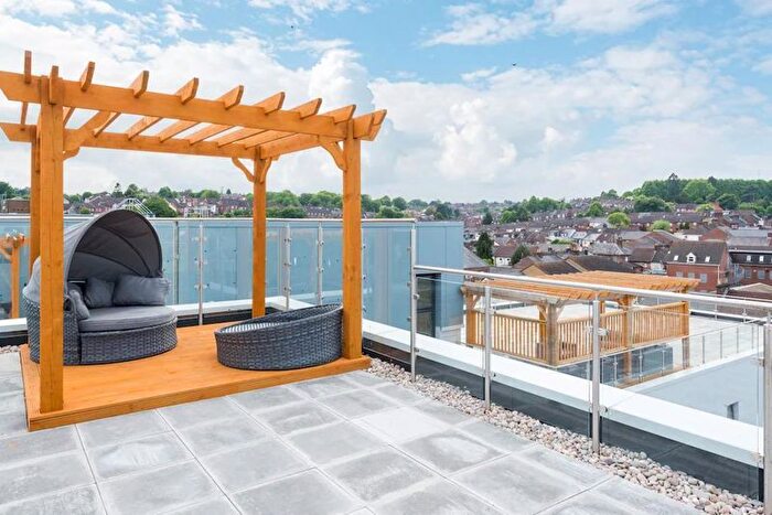 1 Bedroom Flat For Sale In Dumfries Street, Luton, LU1