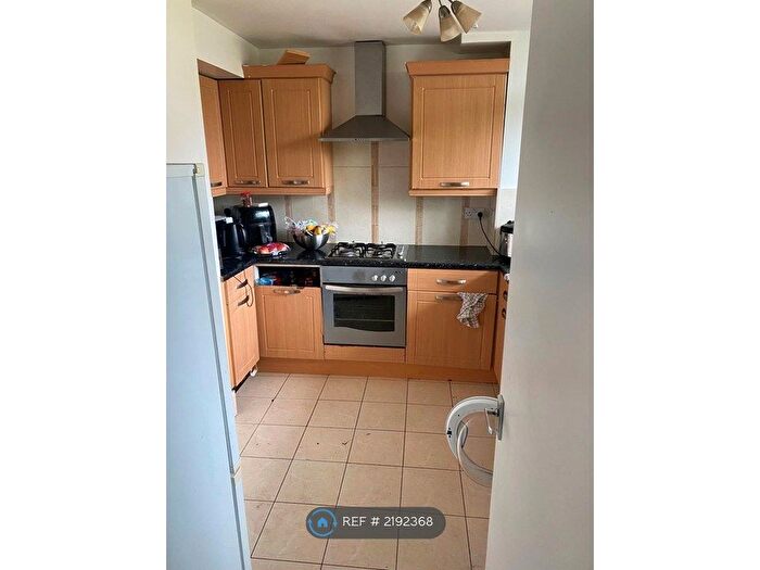 4 Bedroom Flat To Rent In Islington, London, N7
