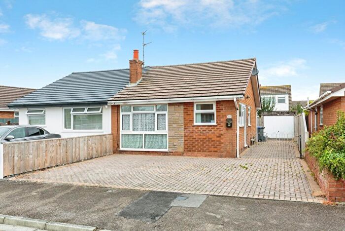 2 Bedroom Bungalow For Sale In Eastpines Drive, Thornton-Cleveleys, Lancashire, FY5