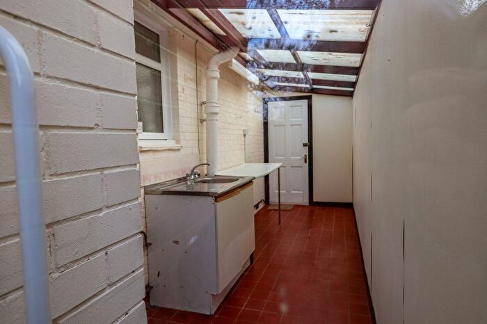 2 Bedroom Bungalow For Sale In Oakhurst Road, Battle, TN33