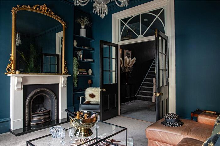4 Bedroom Maisonette For Sale In Cheap Street, Sherborne, Dorset, DT9
