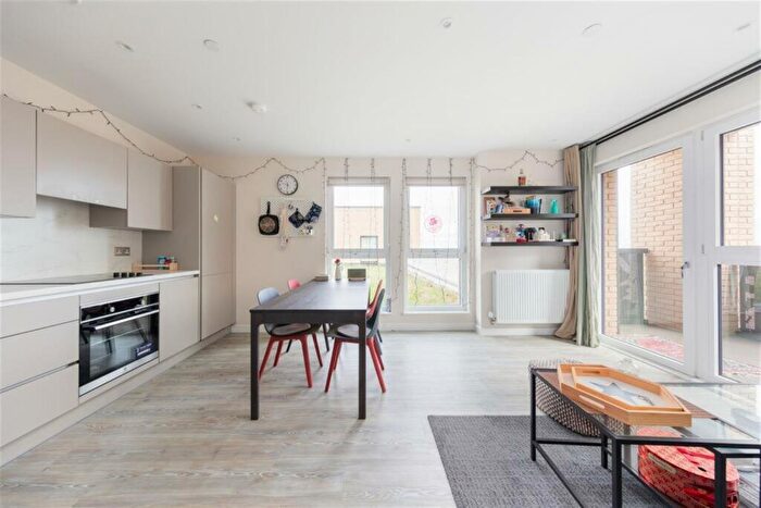 2 Bedroom Apartment To Rent In Alder Point, Green Ferry Way, E17