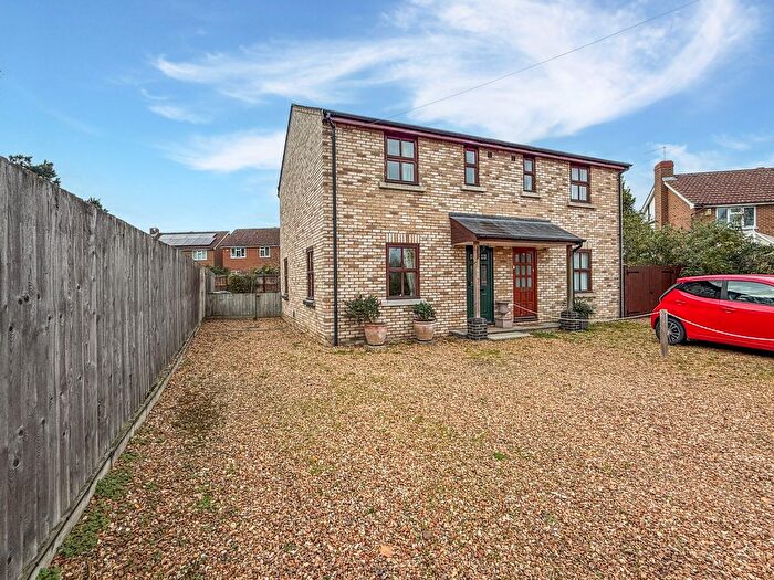 3 Bedroom Semi Detached House For Sale In Landbeach Road, Milton, CB24