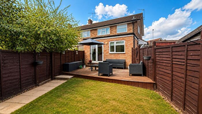 2 Bedroom Maisonette For Sale In Gadebridge, Hemel Hempstead, HP1