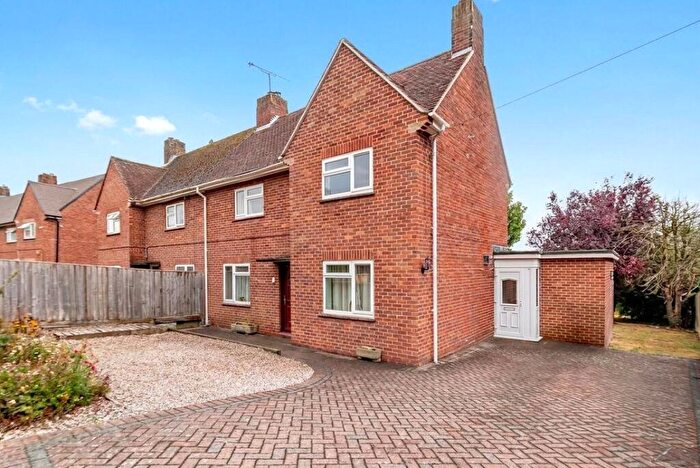 3 Bedroom Semi Detached House For Sale In Northfields, Lambourn, Hungerford, Berkshire, RG17