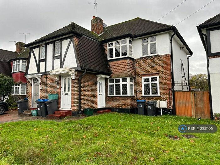 2 Bedroom Maisonette To Rent In Tudor Drive, Morden, SM4