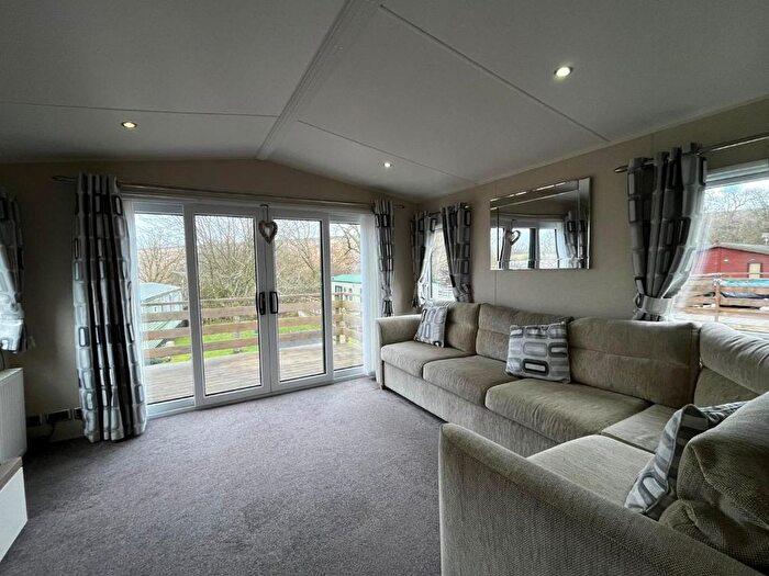 2 Bedroom Mobile/park Home For Sale In Ormside, Appleby-In-Westmorland, CA16