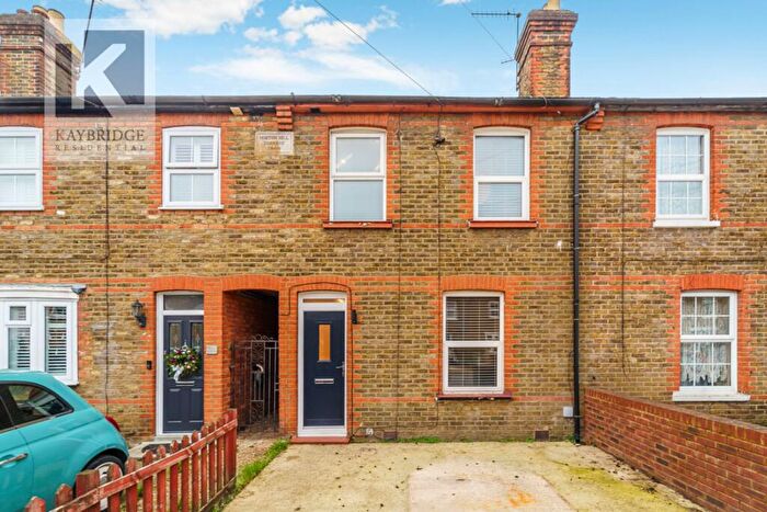 2 Bedroom Terraced House For Sale In Horton Hill, Epsom, KT19