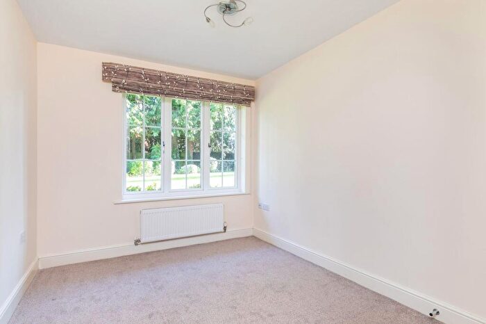 2 Bedroom Flat For Sale In Chilbolton Avenue, Winchester, SO22