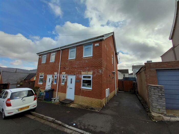 2 Bedroom Semi-Detached House To Rent In Graig Street, Aberdare, Rhondda Cynon Taff, CF44