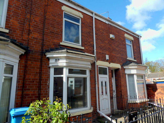 2 Bedroom Terraced House To Rent In Helmsdale, New Bridge Road, Hull, East Riding Of Yorkshire, HU9