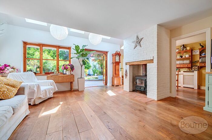 5 Bedroom Detached House For Sale In Churchfields, Kingsley, Hampshire, GU35