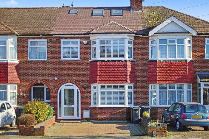 4 Bedroom Terraced House For Sale In Lynmouth Avenue, Enfield, EN1