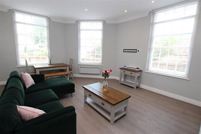 2 Bedroom Flat To Rent In Derby Road, Nottingham, NG7