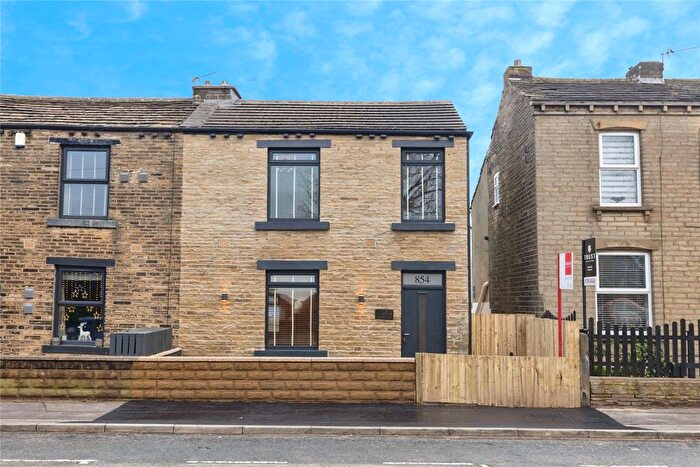 2 Bedroom Terraced House For Sale In Halifax Road, Scholes, Cleckheaton, West Yorkshire, BD19