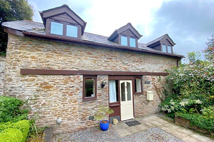 3 Bedroom Chalet To Rent In Modbury, Devon, PL21