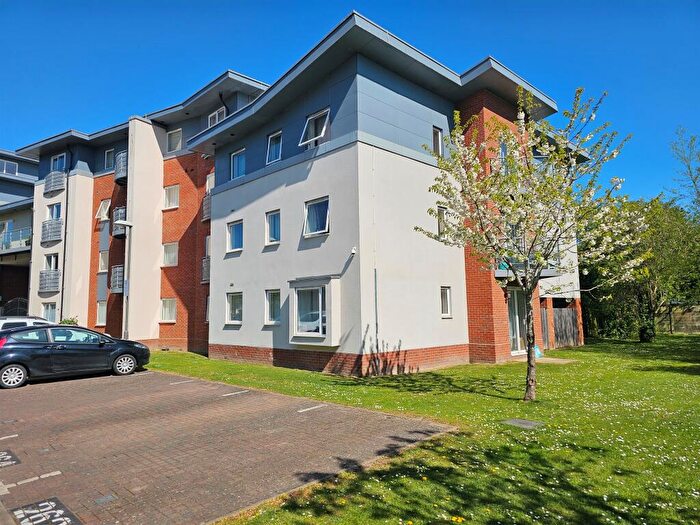 3 Bedroom Apartment For Sale In Coxhill Way, Aylesbury, HP21