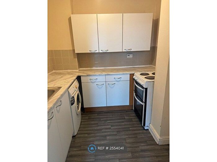 1 Bedroom Flat To Rent In Walsall St, Willenhall, WV13