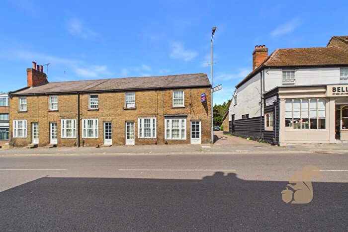 2 Bedroom End Of Terrace House To Rent In High Street, Ongar, CM5