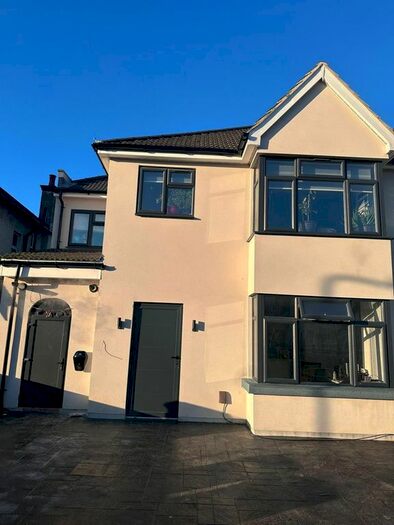 3 Bedroom Semi-Detached Bungalow To Rent In Bassingham Road, Wembley, HA0