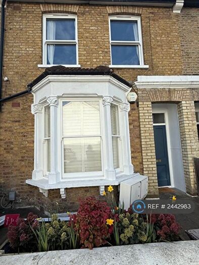 1 Bedroom Flat To Rent In Balchier Road, London, SE22